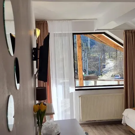 Vendégház M7 Bed& Bistro Alsótömös